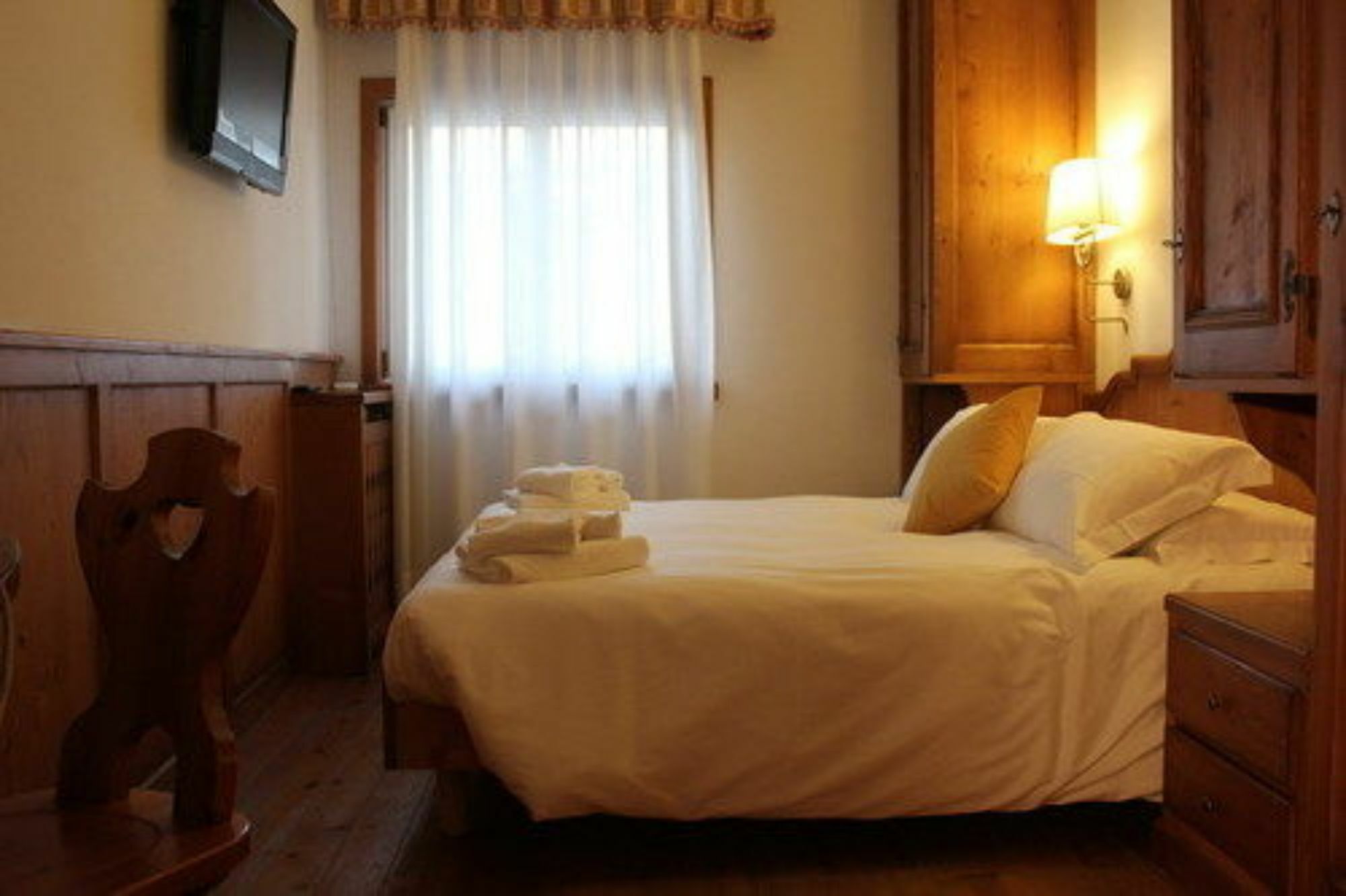 Royal Hotel Cortina Cortina d'Ampezzo Bagian luar foto